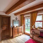 Joivy Big Flat For 6 With Backyard And Parking In Apartment *