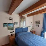Daire Joivy Big Flat For 6 With Backyard And Parking In Courmayeur