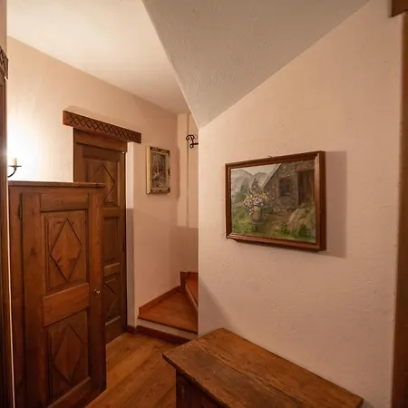 Joivy Big Flat For 6 With Backyard And Parking In Курмайор