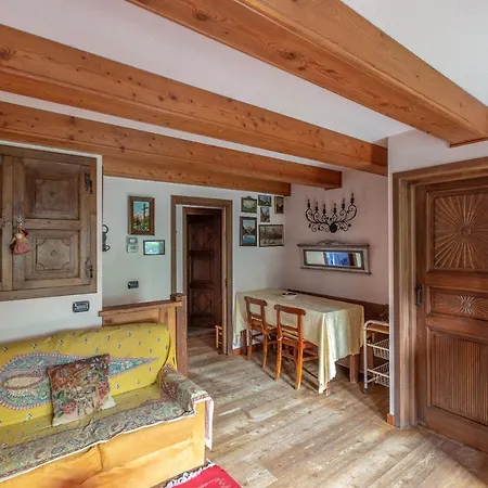 Joivy Big Flat For 6 With Backyard And Parking In Апартаменты *